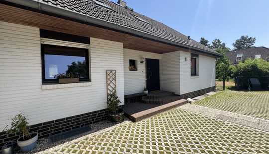 Bild von Einfamilienhaus mit großen Grundstück in Braunschweig-Stöckheim