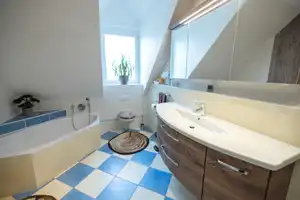 Ruhige Lage - großer Garten: TOP DHH Nbg. - Neuröthenbach / Haus kaufen – Nürnberg – Vorschaubild 11