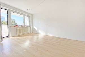 Modern, hell, ruhig - 2,5-Zi-Whg. mit Westbalkon direkt an der U3 – Die vollständige Adresse der Immobilie erhältst du vom Anbieter., 81475 Fürstenried-West, München – Vorschaubild 2
