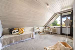 Ihr neues Zuhause: 5-Zimmer-Einfamilienhaus mit liebevoll angelegtem Garten – Die vollständige Adresse der Immobilie erhältst du vom Anbieter., 25746 Heide – Vorschaubild 13