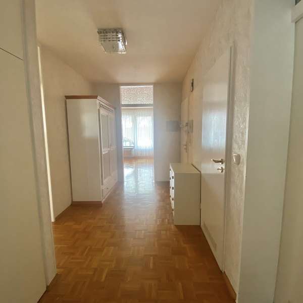 *** Wertanlage statt Wertverlust - attraktive 2-Zimmer-Wohnung - 2 Loggien - Außenstellplatz ***