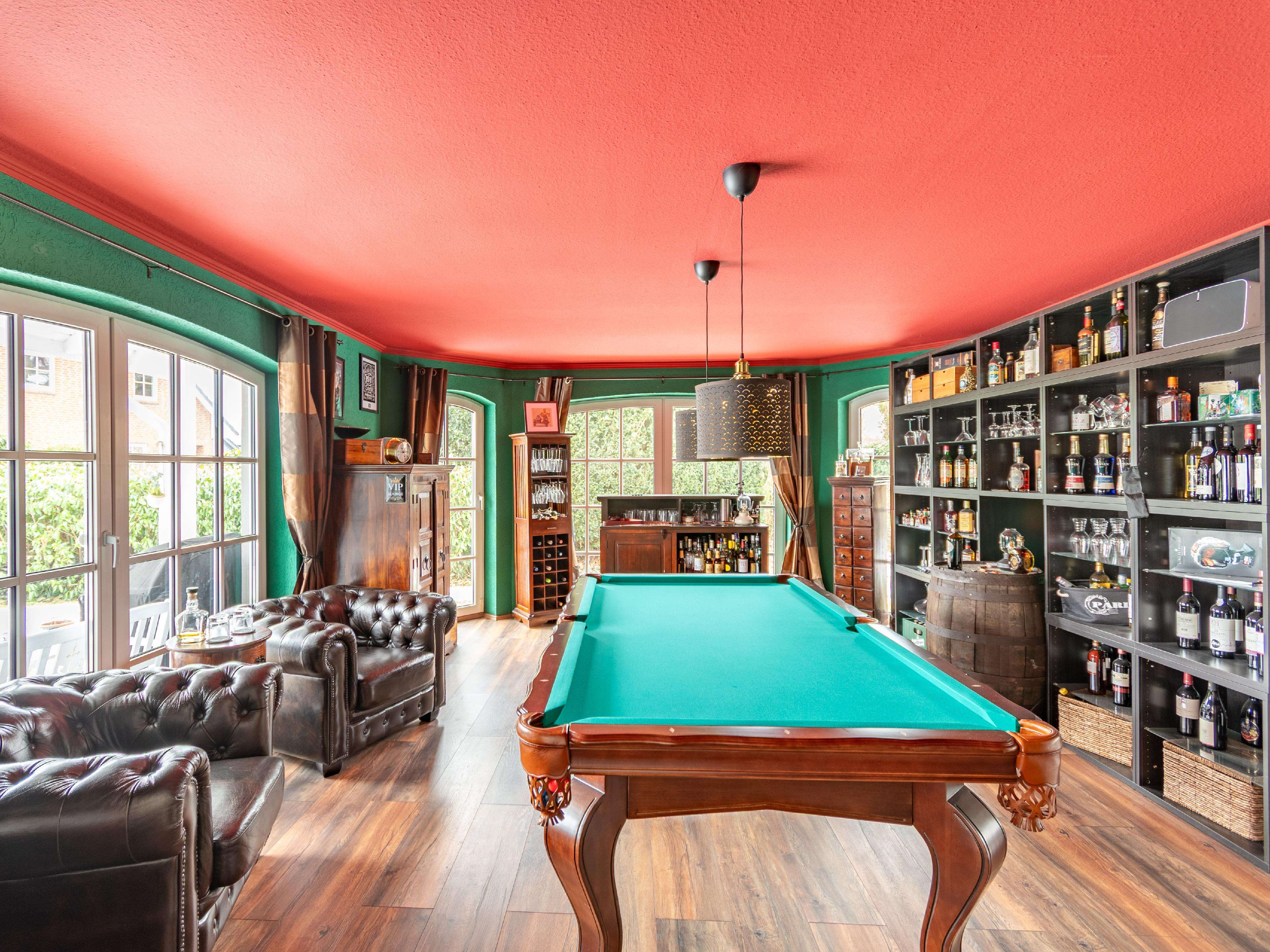 Immobilie in Stuvenborn - Exklusives Anwesen mit Einliegerwohnung, hauseigenem Irish Pub und zusätzlichem Baufenster - Bild 12