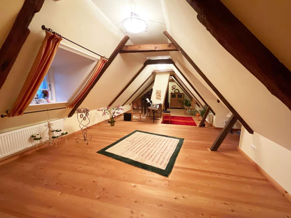 Immobilie in Risum-Lindholm - Reetdachkate mit historischem Flair & Gartenidylle vereint - Bild 12