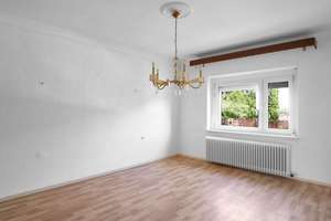 Großzügiges Familienhaus südlich der Heerstraße - geeignet für Mehrgenerationenwohnen – Die vollständige Adresse der Immobilie erhältst du vom Anbieter., 13593 Wilhelmstadt, Berlin – Vorschaubild 2
