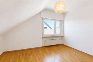 Charmante Drei-Zimmer-Wohnung in ruhiger Lage mit Garage – 60389 Seckbach, Frankfurt am Main – Vorschaubild 10