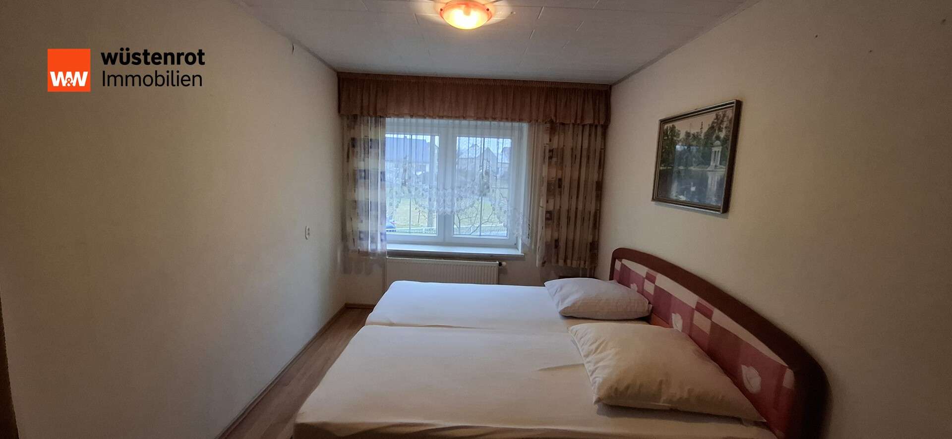 Immobilie in Königsbrück - Wohnhaus mit Nebengelass, Garagen und Verkaufspavillon - Bild 6