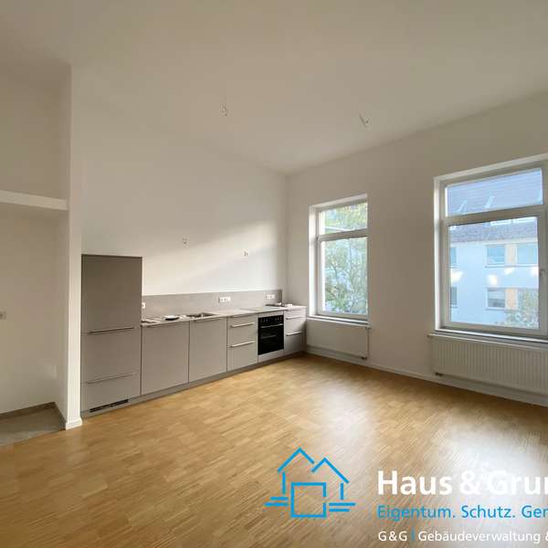 *** gehobene - 2-Zimmer-Wohnung - kernsaniert u. modern - im Denkmalobjekt - TOP Westpark Lage ***