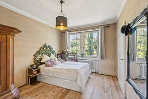 ++Altbaujuwel teilmöbliert mit parkähnlichem Garten in Niederursel++ – 60439 Niederursel, Frankfurt am Main – Vorschaubild 14