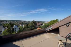 Zeitlose Architektur in exklusiver Grünlage von Stuttgart-Botnang – Die vollständige Adresse der Immobilie erhältst du vom Anbieter., 70195 Botnang-Süd, Stuttgart – Vorschaubild 15