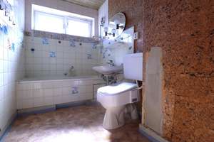 Sonnige 3 Zimmer ruhig gelegen in Fallersleben + + Balkon + + Stellplatz + + Kellerraum – Glockenbergweg 10, 38442 Fallersleben, Wolfsburg – Vorschaubild 7