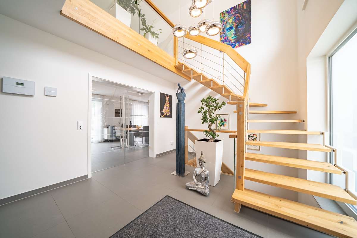 Immobilie in Denklingen - Traumhaftes EFH mit High End- Technik in Denklingen - Bild 7