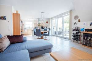 Neuwertige Maisonettewohnung mit Sonnenbalkon, Blick ins Grüne und energieeffizienter Ausstattung – Die vollständige Adresse der Immobilie erhältst du vom Anbieter., 33611 Schildesche, Bielefeld – Vorschaubild 4