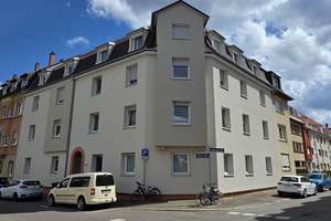 Familienfreundliche 4-Zimmer-Wohnung mit umfangreicher Modernisierung