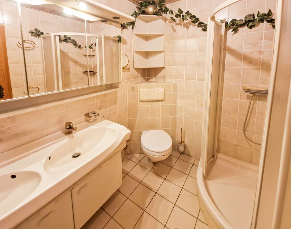 Immobilie in Waldalgesheim - Leben wie im Urlaub: Naturnah & Ruhig! Für Handwerker! 60m² Wfl. - 80m² Nfl. - 1175m² Grst. ! - Bild 4