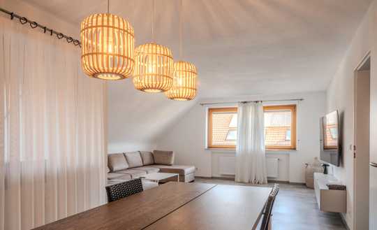 Traumhafte Dachgeschosswohnung über den Dächern von Friedrichshafen