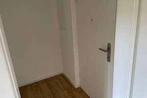 Wir modernisieren: 2-Zi.-Wohnung mit Balkon in OB Sterkrade! – Hiesfelder Str. 25, 46149 Alsfeld, Oberhausen – Vorschaubild 5