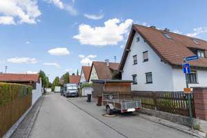 Freistehendes Einfamilienhaus auf großzügigem Grundstück in familienfreundlicher Siedlungslage – Die vollständige Adresse der Immobilie erhältst du vom Anbieter., 82041 Oberhaching – Vorschaubild 4