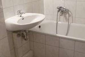 Beim EKZ Jenfeld: Attraktive, zentale, sonnige 1-Zi-Whg. mit Fahrstuhl – Bekkampsweg 2, 22045 Jenfeld, Hamburg – Vorschaubild 4