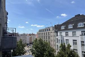 Lichtdurchflutete Wohnung mit Ausblick und 2 Balkonen – Weinbergsweg 2, 10119 Mitte (Ortsteil), Berlin – Vorschaubild 5