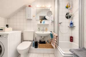 *LEERE DG WOHNUNG IM DÜSSELTAL* - JETZT SICHERN – Ahnfeldstr. 13, 40239 Düsseltal, Düsseldorf – Vorschaubild 5