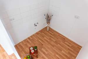 Direkt im Zentrum gelegene 2-Raum-Whg. mit Balkon – Augustusburger Str. 13, 9111 Zentrum, Chemnitz – Vorschaubild 3