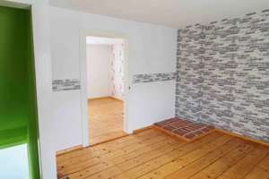 Tolles Reihenmittelhaus mit Terrasse und Carport in zentraler Lage – Die vollständige Adresse der Immobilie erhältst du vom Anbieter., 8056 Schedewitz/Geinitzsiedlung, Zwickau – Vorschaubild 8