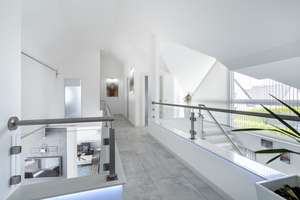 Leopoldshöhe: Exklusives Einfamilienhaus | Baujahr 2013 | ca. 239 m² WFL | 6 Zimmer | Doppelgarage – Die vollständige Adresse der Immobilie erhältst du vom Anbieter., 33818 Leopoldshöhe – Vorschaubild 5