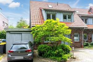 Junges, familienfreundliches Reihenendhaus mit
schönem Garten in Nadorst – Die vollständige Adresse der Immobilie erhältst du vom Anbieter., 26127 Nadorst, Oldenburg (Oldenburg) – Vorschaubild 25