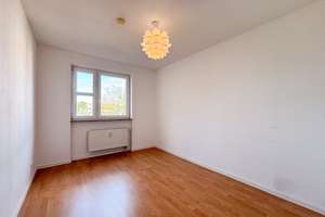Direkt einziehen und wohlfühlen: helle 3-Zimmer-Wohnung mit Südbalkon und Tiefgarage, WI Nordenstadt – Die vollständige Adresse der Immobilie erhältst du vom Anbieter., 65205 Nordenstadt, Wiesbaden – Vorschaubild 10