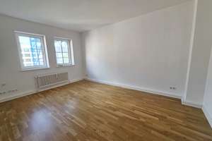 Helles 2-Zimmer-Apartment mit Ausblick ins Grüne, separate Küche + Einbauküche, Tageslichtbad – Muhliusstraße 85, 24103 Exerzierplatz, Kiel – Vorschaubild 10