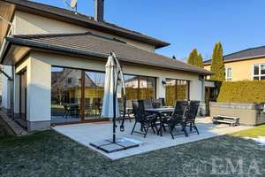 Property thumbnail 36