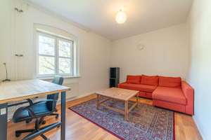 Wertsteigerungs-Chance: 2-Zimmer unter 5k €/m² im grünen Plänterwald — neu saniert, sofort frei – Köpenicker Landstraße 78, 12437 Plänterwald, Berlin – Vorschaubild 2