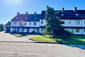Familienfreundliches Reihenhaus mit sonnigem Garten in Meinhard- Grebendorf – Die vollständige Adresse der Immobilie erhältst du vom Anbieter., 37276 Meinhard – Vorschaubild 2