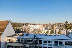 Möbliert: Wunderschöne, möblierte 1-Zimmer Wohnung in Hamburg Eppendorf über den Dächern der Stadt – Geschwister-Scholl-Straße (a.A.), 20251 Hamburg – Vorschaubild 8