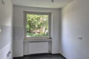 3 Zimmerwohnung mit Balkon und Gemeinschaftsgarten in Düsseldorf-Knittkuhl. – Am Wagenrast 3, 40629 Knittkuhl, Düsseldorf – Vorschaubild 4