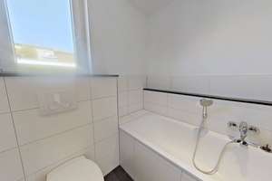 ** Gepflegte 3-Zimmer-Wohnung mit BALKON und TIEFGARAGENSTELLPLATZ in Bonn-Tannenbusch ** – Pommernstraße 3a, 53119 Tannenbusch, Bonn – Vorschaubild 10
