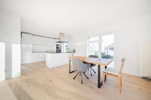 Repräsentatives und energieeffizientes Einfamilienhaus in ruhiger Feldrandlage – Die vollständige Adresse der Immobilie erhältst du vom Anbieter., 24235 Laboe – Vorschaubild 19