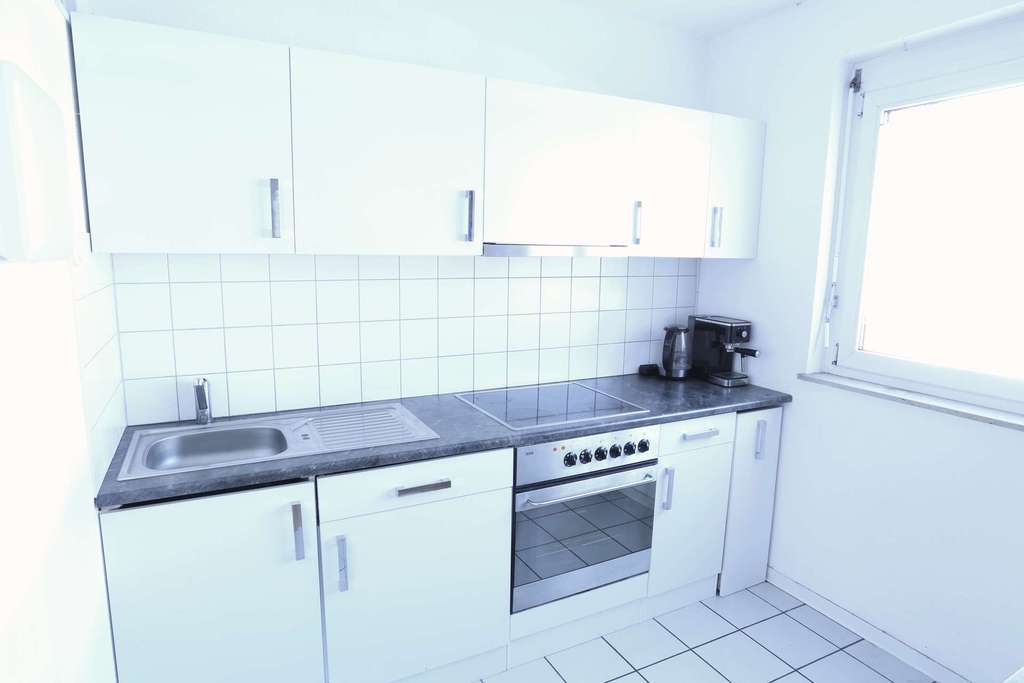 Immobilie in Leinfelden-Echterdingen - 1,5-Zi. Wohnung mit Südbalkon und Garagenstellplatz in zentraler Lage von Leinf.-Echterd. - Bild 3