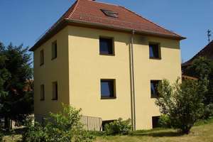 FREEST. HOUSE  IN QUIET LOCATION WITH NICE GARDEN!