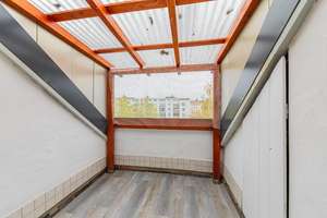 Wunderschöne 3 Zi Dachgeschoss Wohnung mit Balkon und Küche – Konradstr. -, 90429 Muggenhof, Nürnberg – Vorschaubild 11