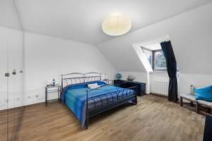 Großzügiges Reihenhaus mit schönem Garten in ruhiger Umgebung – Die vollständige Adresse der Immobilie erhältst du vom Anbieter., 81739 Neuperlach, München – Vorschaubild 12