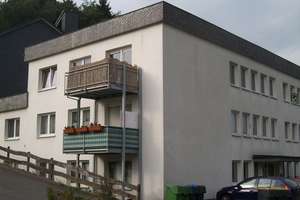Großzügige 106m²-Wohnung in zentrumsnaher Lage von Kierspe! – Drosselweg 6, 58566 Kierspe – Vorschaubild 3