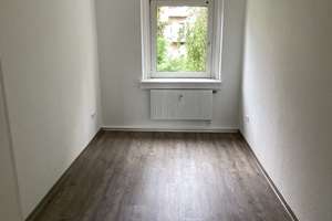 Für Sie renoviert! Gemütliche 1,5-Zimmer-Wohnung sucht nette Mieter – 90431 Großreuth bei Schweinau, Nürnberg – Vorschaubild 4