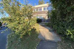 Tolles Haus in Bonn-Muffendorf: Umfassend modernisiert. Garten, EBK, Garage, offener Kamin. – 53177 Muffendorf, Bonn – Vorschaubild 2