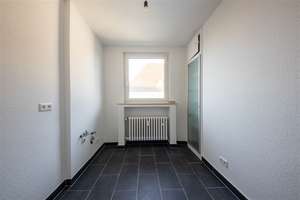 2-Zimmer-Wohnung mit Terrasse in Golzheim – saniert und bezugsfertig – Die vollständige Adresse der Immobilie erhältst du vom Anbieter., 40474 Golzheim, Düsseldorf – Vorschaubild 9