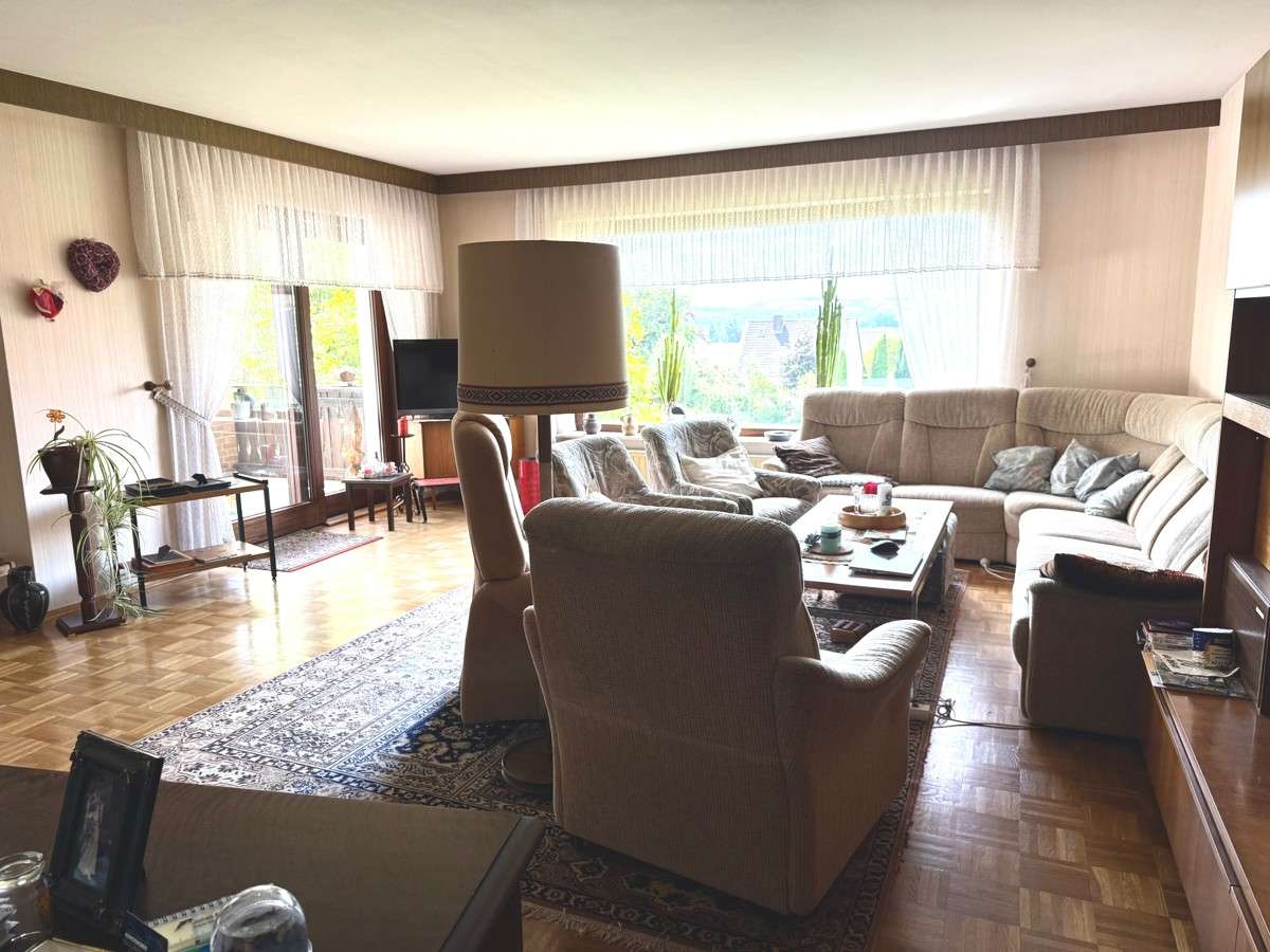 Immobilie in Duingen - Idyllisches Wohnen: Moderner Winkelbungalow mit Einliegerwohnung und Ausbaureserve in beliebter Orts - Bild 3