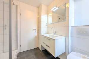 Großzügige Dachgeschoß-Wohnung in Derendorf – Kriegerstr. *, 40468 Düsseldorf – Vorschaubild 10