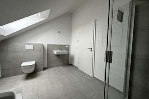 Große 3-Zimmer-Maisonette-Wohnung im Niedrigenergiehaus – Johann-Klöhr-Straße 32, 97618 Hohenroth – Vorschaubild 16
