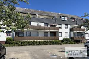 Schöne 2-Zi. Dachgeschosswohnung mit Loggia und Stellplatz in Lübeck St. Jürgen