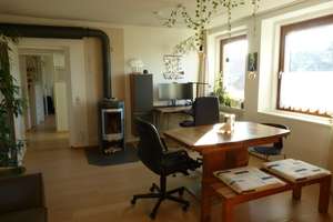 Helle 3,5-Zi.-Altbauwohnung mit Balkon, Kaminofen & unverbaubarem Weitblick in Sendling – Holsteiner Str. -, 81377 Am Waldfriedhof, München – Vorschaubild 1